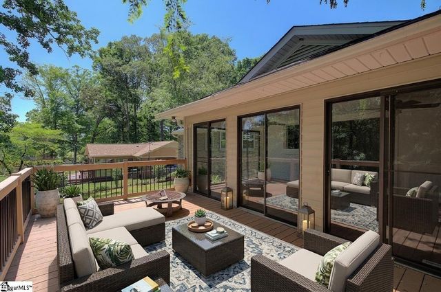 4 Darby Court, Taylors, SC 29687