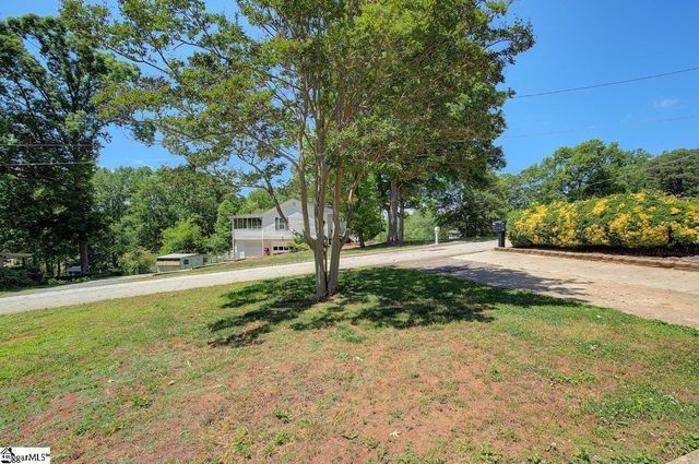 4 Darby Court, Taylors, SC 29687