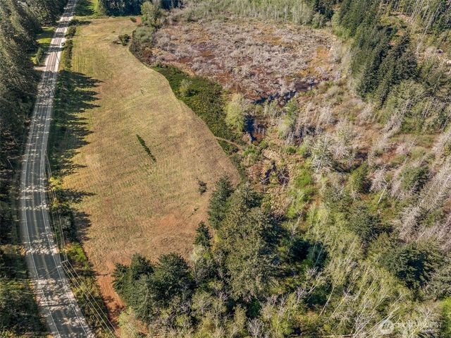 1487 SW Chipmunk Hill Lane, Port Orchard, WA 98367