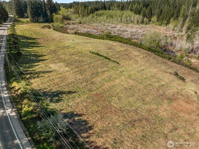 1487 SW Chipmunk Hill Lane, Port Orchard, WA 98367
