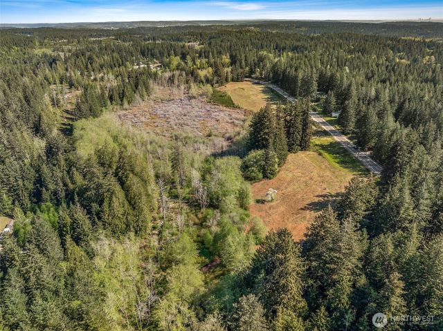 1487 SW Chipmunk Hill Lane, Port Orchard, WA 98367
