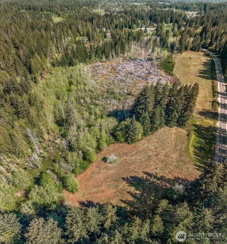 1487 SW Chipmunk Hill Lane, Port Orchard, WA 98367
