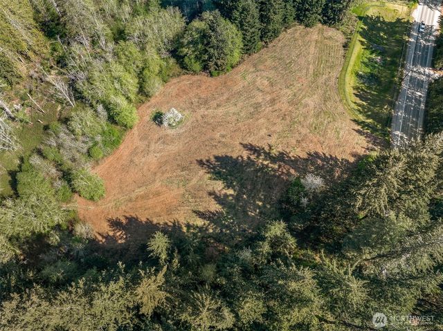 1487 SW Chipmunk Hill Lane, Port Orchard, WA 98367