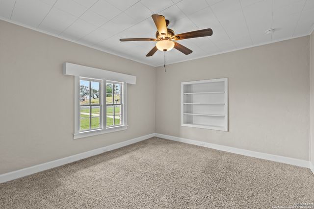 224 LOWER CRABAPPLE RD, Fredericksburg, TX 78624