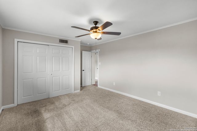 224 LOWER CRABAPPLE RD, Fredericksburg, TX 78624