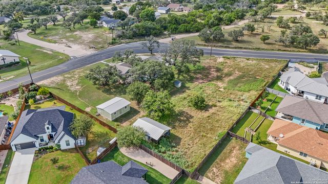 224 LOWER CRABAPPLE RD, Fredericksburg, TX 78624
