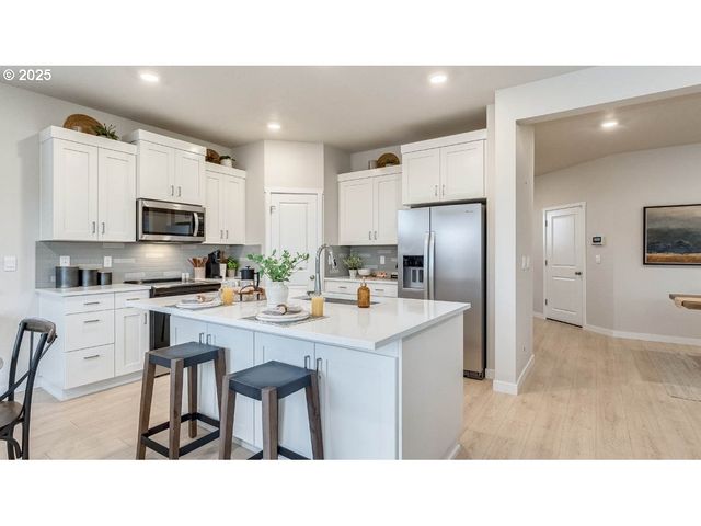 3510 Sw Binford Ave, Gresham, OR 97080