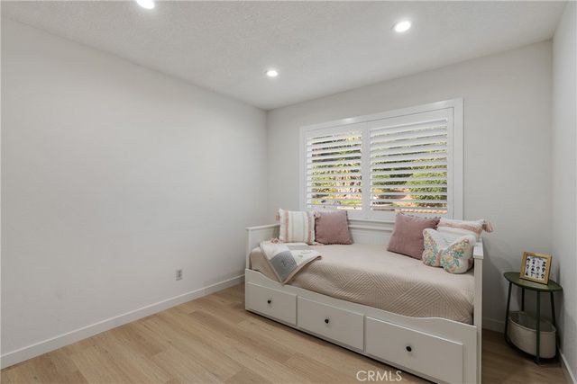 5895 E Marlies, Simi Valley, CA 93063