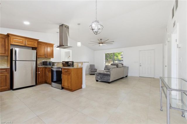 18554 Zinnia RD, Fort Myers, FL 33967