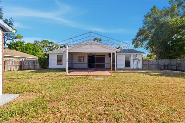 18554 Zinnia RD, Fort Myers, FL 33967