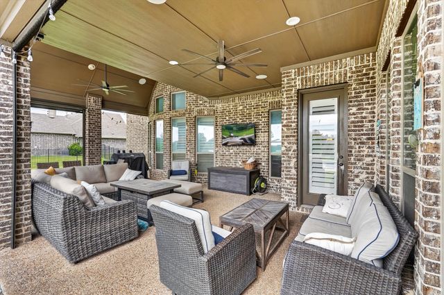 6706 Blackstone Drive, Sachse, TX 75048