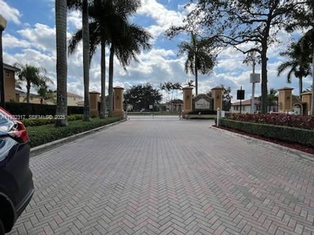 2173 SE 2nd St 0, Homestead, FL 33033