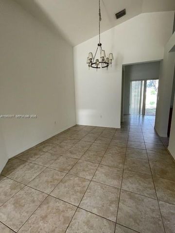 2173 SE 2nd St 0, Homestead, FL 33033