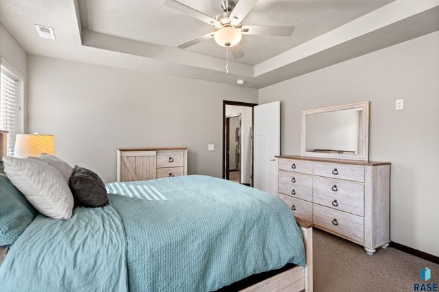 240 N Ceylon Ave Avenue, Tea, SD 57064
