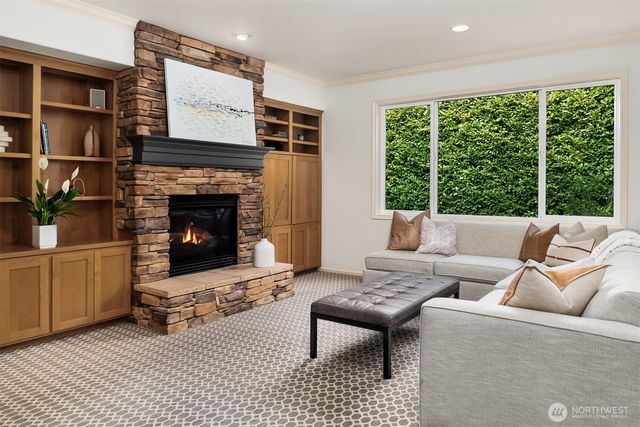 10414 SE 13th Street, Bellevue, WA 98004