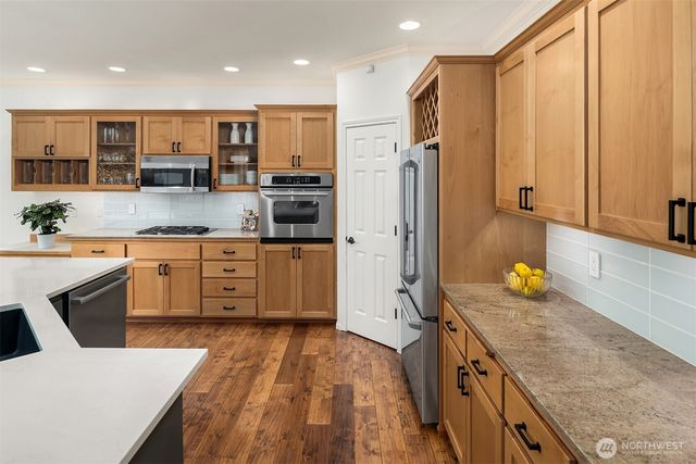 10414 SE 13th Street, Bellevue, WA 98004