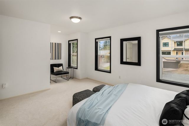 10414 SE 13th Street, Bellevue, WA 98004