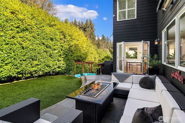 10414 SE 13th Street, Bellevue, WA 98004