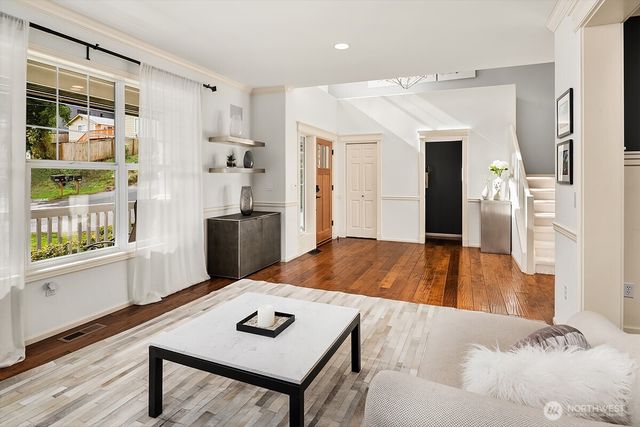 10414 SE 13th Street, Bellevue, WA 98004
