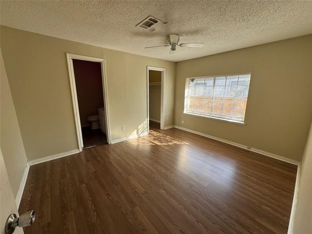 1113 Cora Street, La Marque, TX 77568