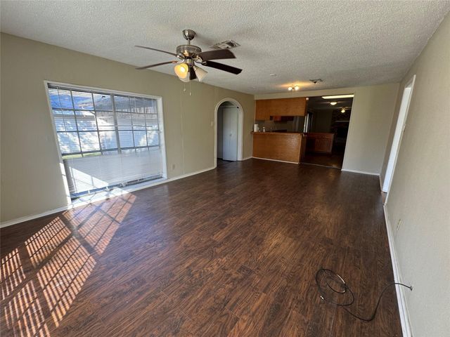 1113 Cora Street, La Marque, TX 77568