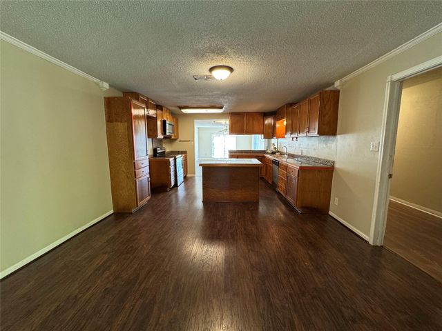 1113 Cora Street, La Marque, TX 77568