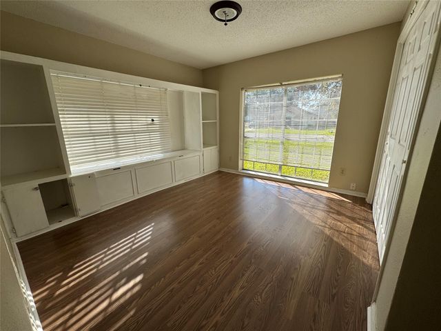 1113 Cora Street, La Marque, TX 77568