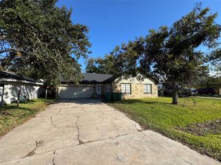 1113 Cora Street, La Marque, TX 77568