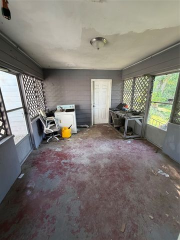 203 E Dallas Street, Hutchins, TX 75141