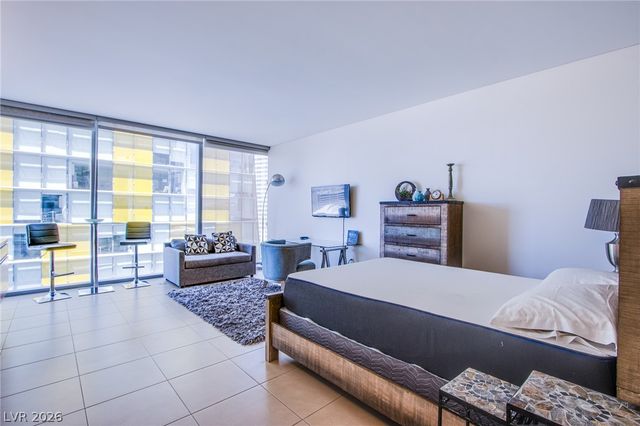 3722 Las Vegas Boulevard 1009, Las Vegas, NV 89158