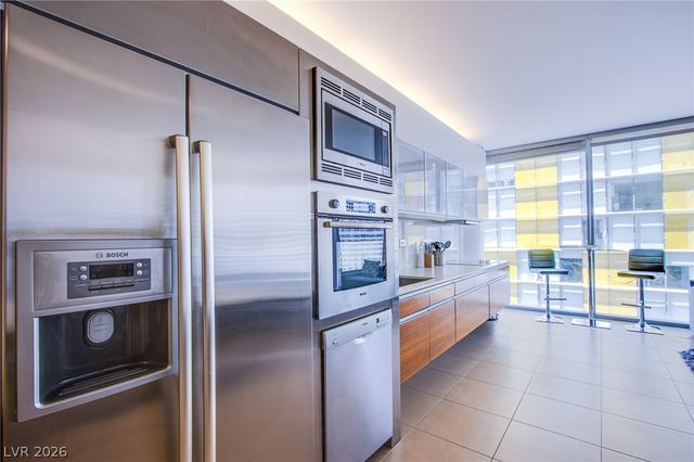 3722 Las Vegas Boulevard 1009, Las Vegas, NV 89158