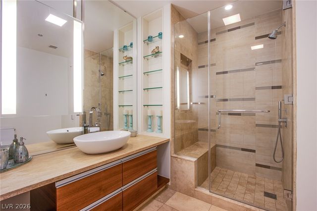 3722 Las Vegas Boulevard 1009, Las Vegas, NV 89158