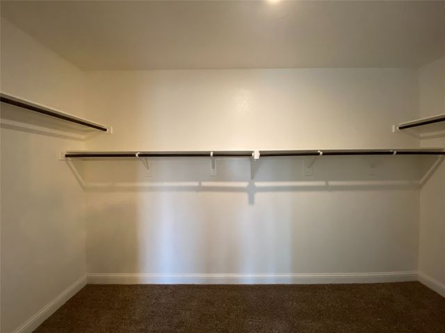 927 Bentley Drive, Roanoke, TX 76262