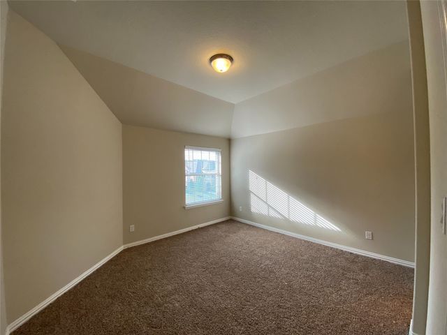 927 Bentley Drive, Roanoke, TX 76262