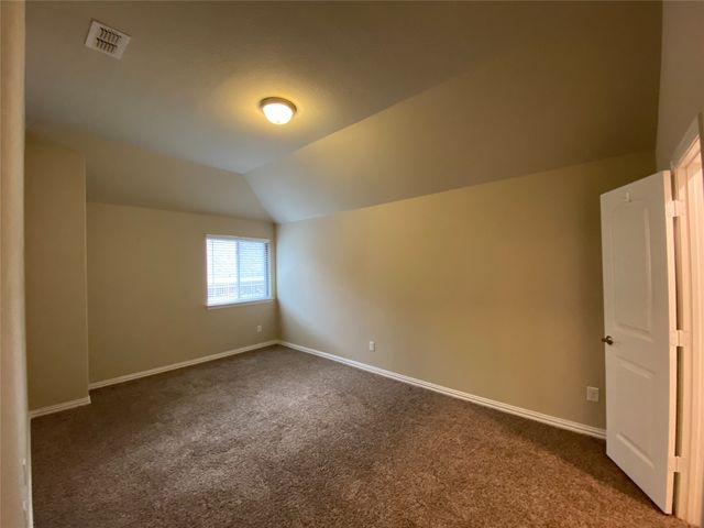 927 Bentley Drive, Roanoke, TX 76262