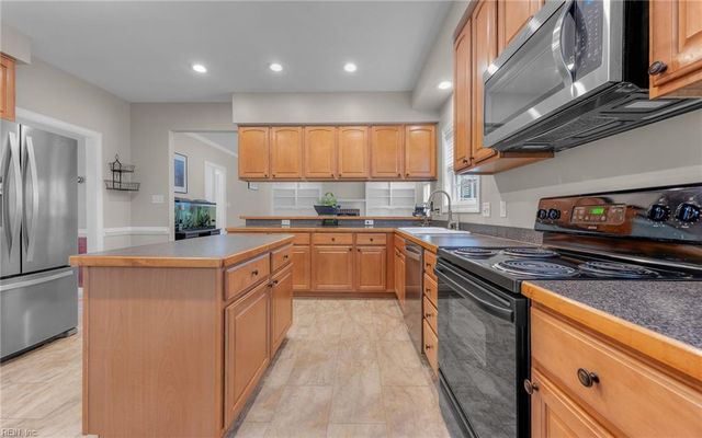 936 Bahama WAY, Chesapeake, VA 23322