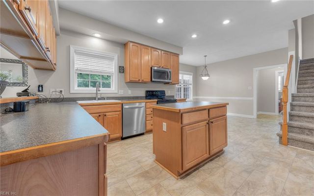 936 Bahama WAY, Chesapeake, VA 23322
