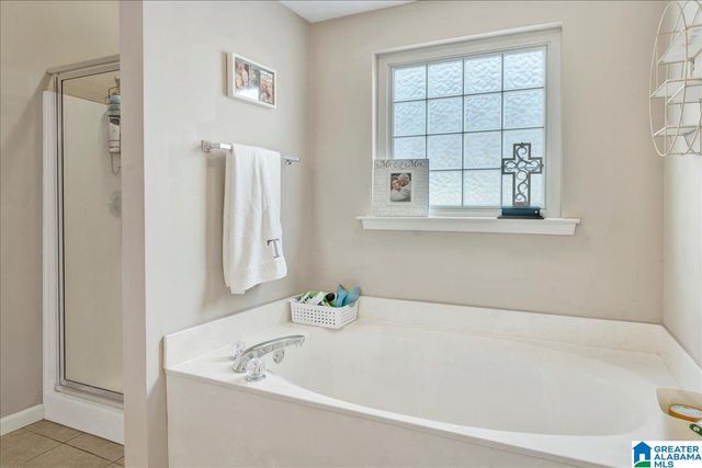 1136 AVALON DRIVE, Moody, AL 35004