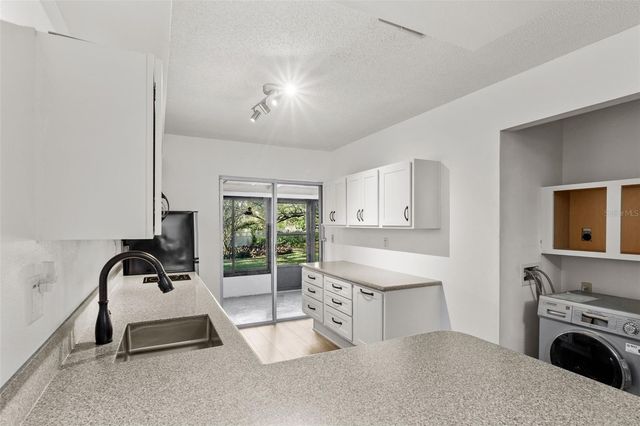 1114 CASTLEMAY CIRCLE, Dunedin, FL 34698