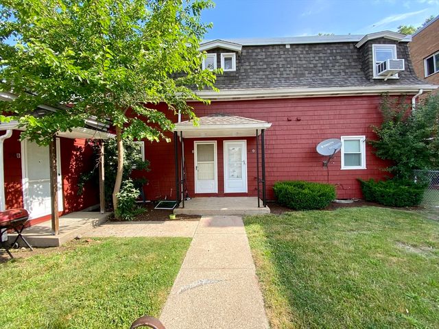 68 Readville C, Boston, MA 02136