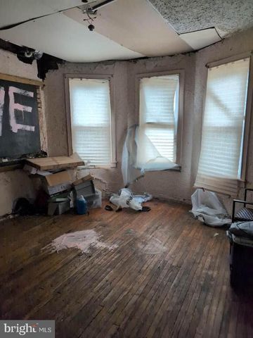 130 N 35TH ST, Camden, NJ 08105