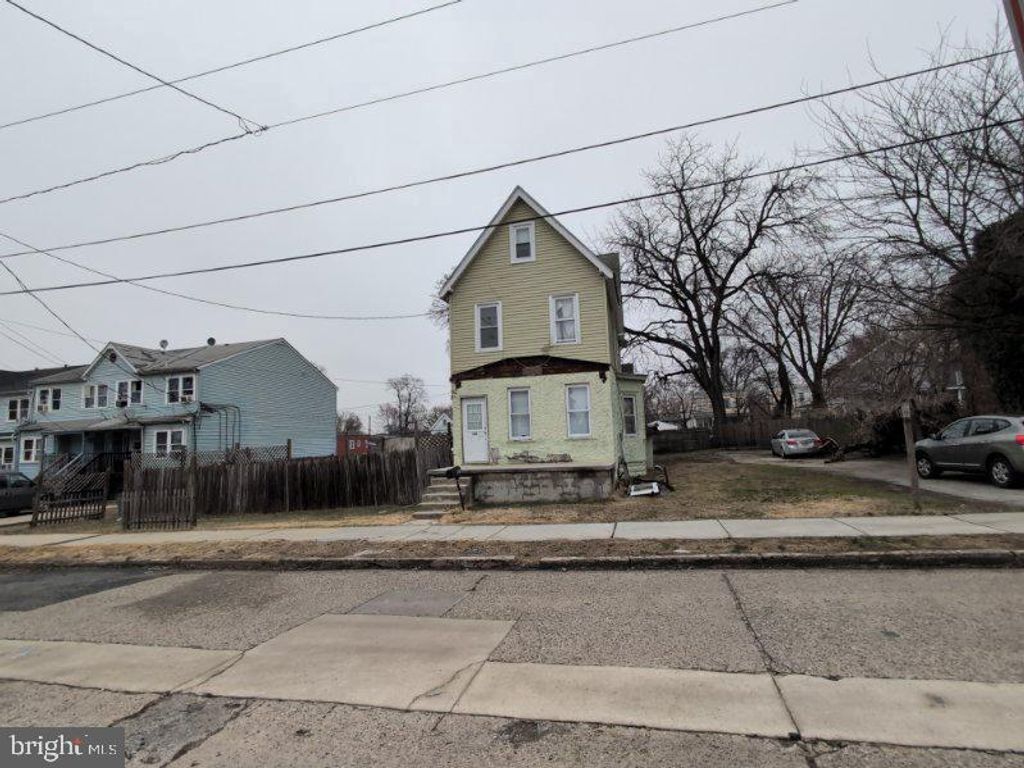 130 N 35TH ST, Camden, NJ 08105
