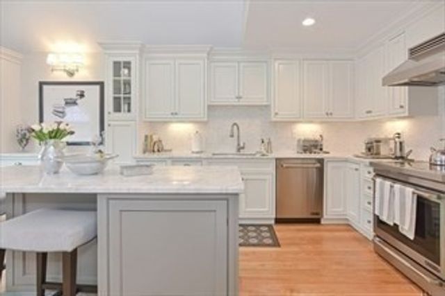 6 Highcroft Way 6, Hopkinton, MA 01748