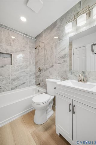 4005 Robert E Lee Dr, Prince George, VA 23860