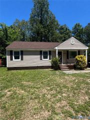 4005 Robert E Lee Dr, Prince George, VA 23860