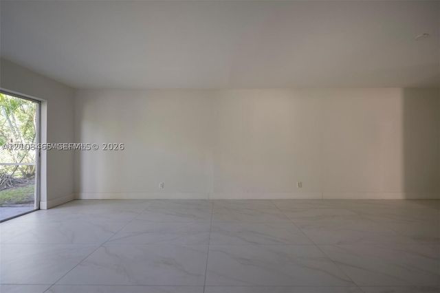 1401 NW 45th St 4, Deerfield Beach, FL 33064