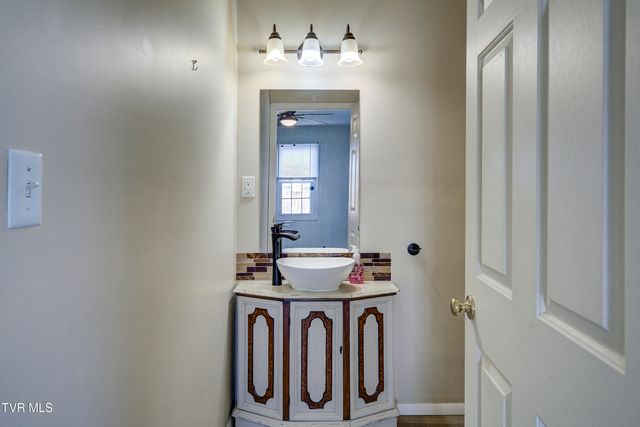 121 Smith Avenue, Erwin, TN 37650