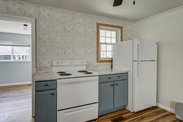121 Smith Avenue, Erwin, TN 37650