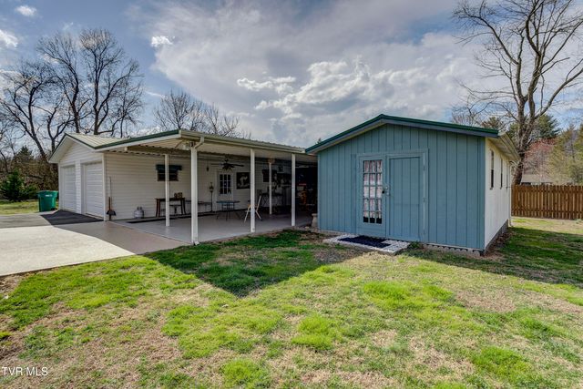 121 Smith Avenue, Erwin, TN 37650