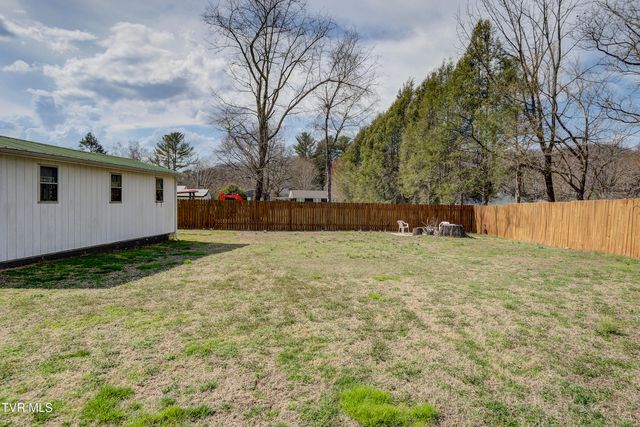 121 Smith Avenue, Erwin, TN 37650